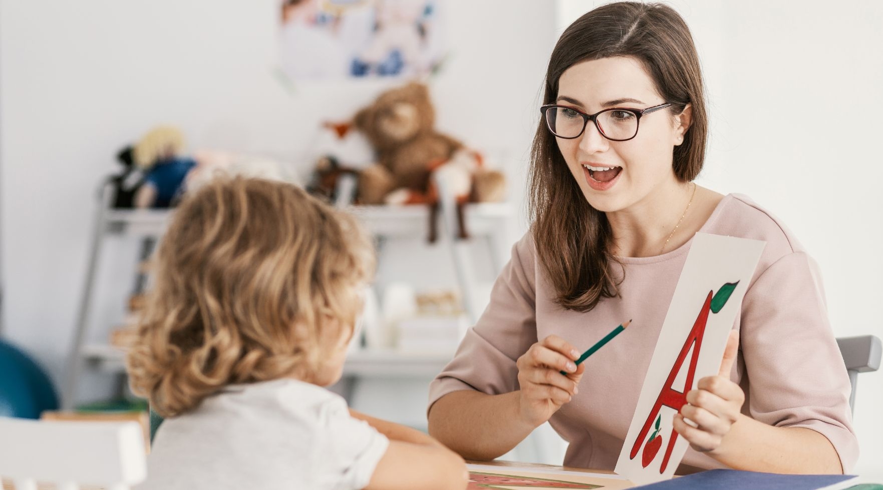 Czy Twoje dziecko rozwija się prawidłowo? 7 sygnałów, które warto skonsultować z pediatrą